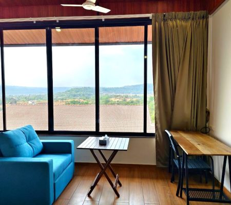 Panoramic Hilltop Cottage (2)