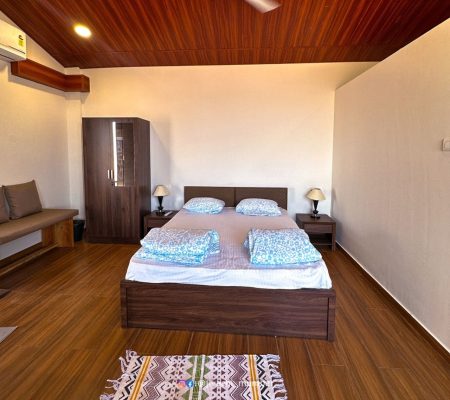 Panoramic Hilltop Cottage (5)