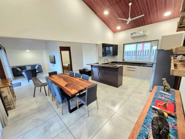 Q6 VILLA (5)