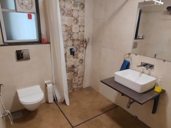 bathroom Q7 - New